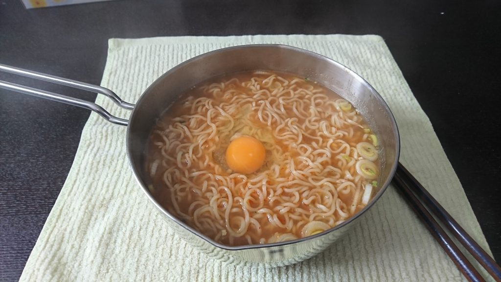 今日の昼めしはインスタント麺 まさの日常